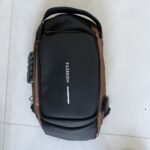 Mochila Antirrobo para Motocicleta con Candado, Bolso Convertible de Bandolera, Cierre de Cremallera y Compartimento Antirrobo, Correa de Hombro Ajustable - Ideal para Viajes, Desplazamientos y Motociclismo - Opciones de Tamaño Grande/Pequeño - Bolso de Bandolera Seguro para Hombres, Bolso Urbano - Image 12