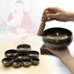Cuencos Tibetanos Artesanales de Nepal, Diseñados para Meditación de Yoga y Sanación Sonora para Relajar la Mente (Disponibles en Varios Tamaños) - Image 2