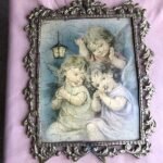 3 ANGELES BEBES CON LAMPARA EXTERIOR MARCO EN BRONCE
