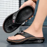 Zapatillas de verano para hombre, chanclas antideslizantes de EVA, sandalias ligeras para el hogar, chanclas suaves de alta calidad, moda para exteriores, playa y baño - Image 4