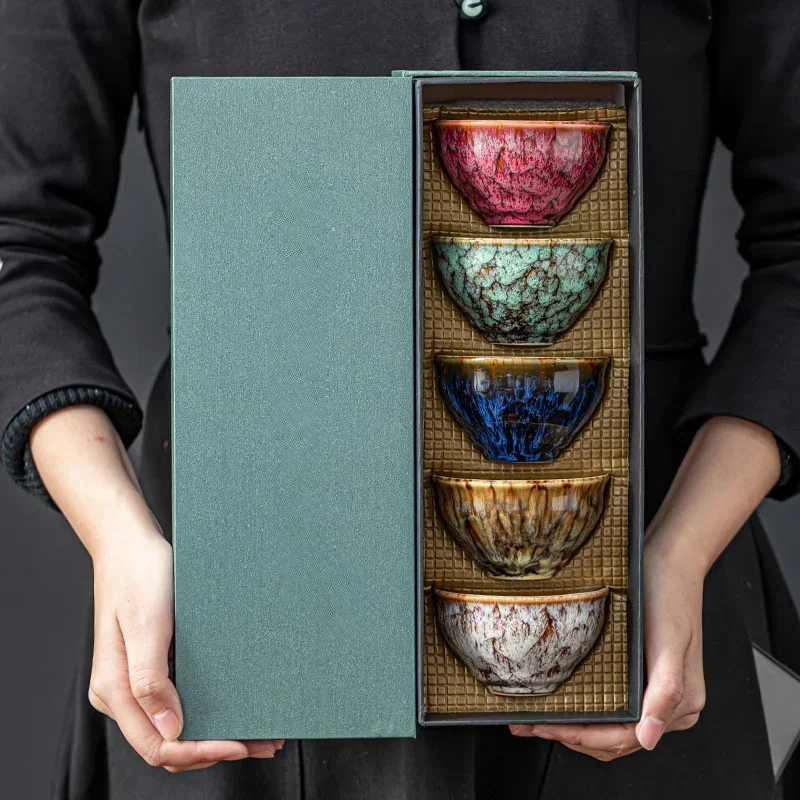 Sbc2ce730f34443c58edd50e6999d4e0eJ.webp Un juego de tazas de té de cerámica hechas a mano, un total de 5 piezas, taza de té tradicional de Kung Fu Wuxing cambiada en horno, estilo Jianzhan - Image 1