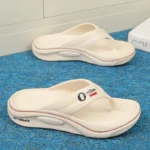 Zapatillas de verano para hombre, chanclas antideslizantes de EVA, sandalias ligeras para el hogar, chanclas suaves de alta calidad, moda para exteriores, playa y baño - Image 3