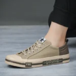 Nuevos zapatos de lona para conducir, zapatos de lona vulcanizados con cordones para hombre, mocasines planos de diseñador para hombre, zapatillas informales antideslizantes para hombre 24140 - Image 5